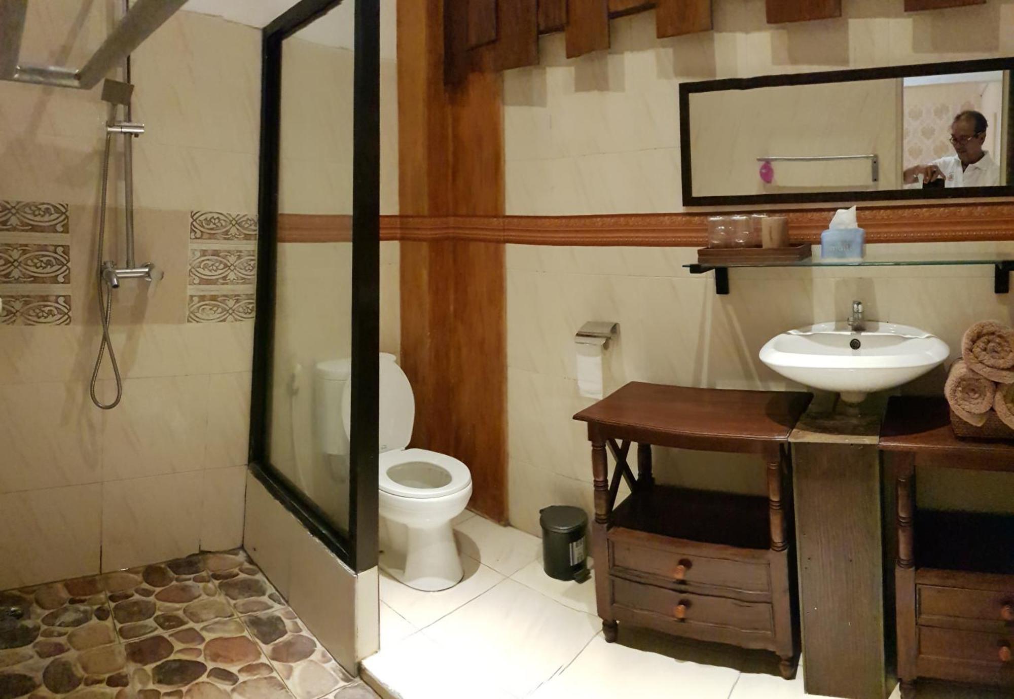 Hotel Ethes Coworking - Coliving & Lounge Ngaglik Exterior foto