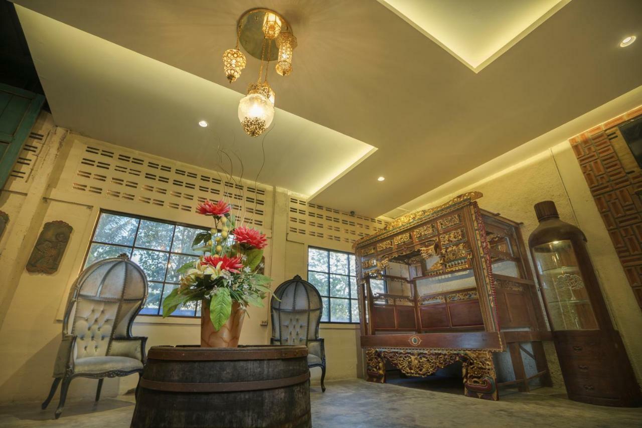 Hotel Ethes Coworking - Coliving & Lounge Ngaglik Exterior foto